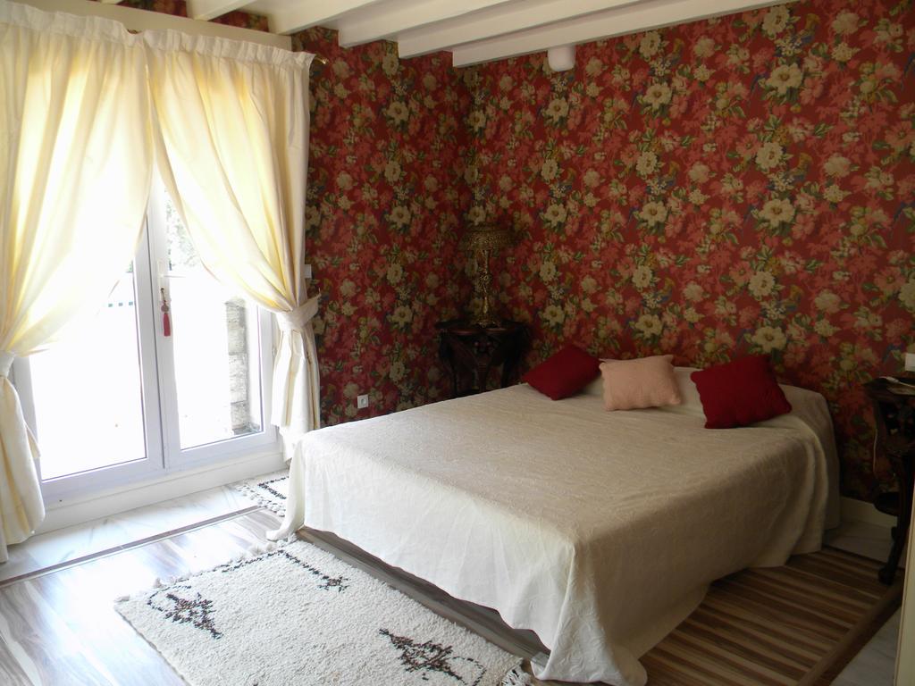 Hotel Les Arbousiers Céret Habitación foto